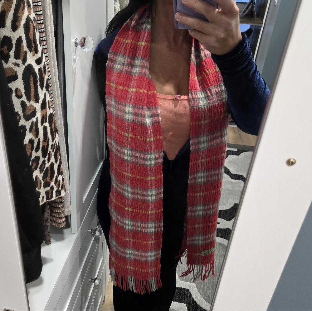 BURBERRY - Authentic Pink Plaid Scarf
